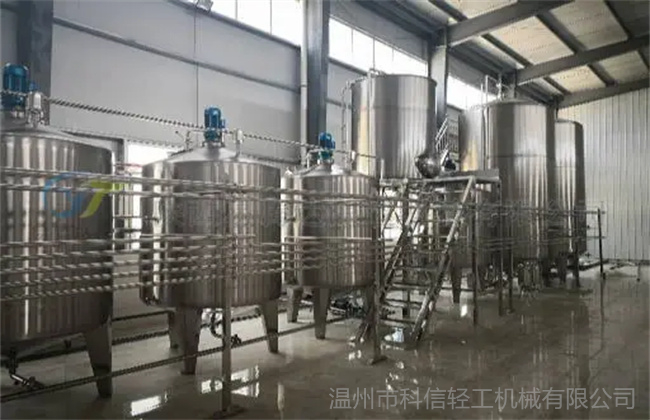 科信定制 全自動(dòng) 不銹鋼 時(shí)產(chǎn)8700瓶維生素飲料生產(chǎn)線(xiàn)設(shè)備